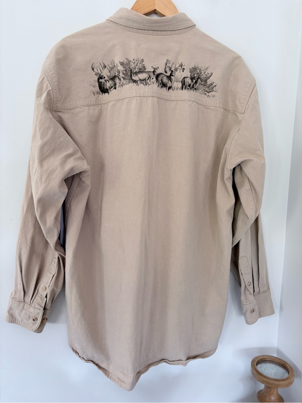 LEGENDARY WHITETAILS Men XXL Tan Heavyweight Canvas Button Up Shirt Deer Accent!